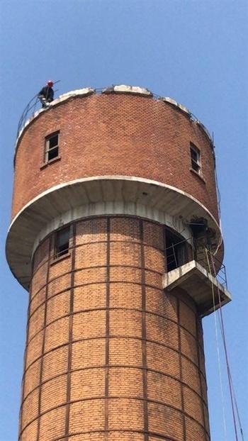 烟囱爆破拆除--欢迎关注水塔定向爆破公司_江苏弘景高空工程